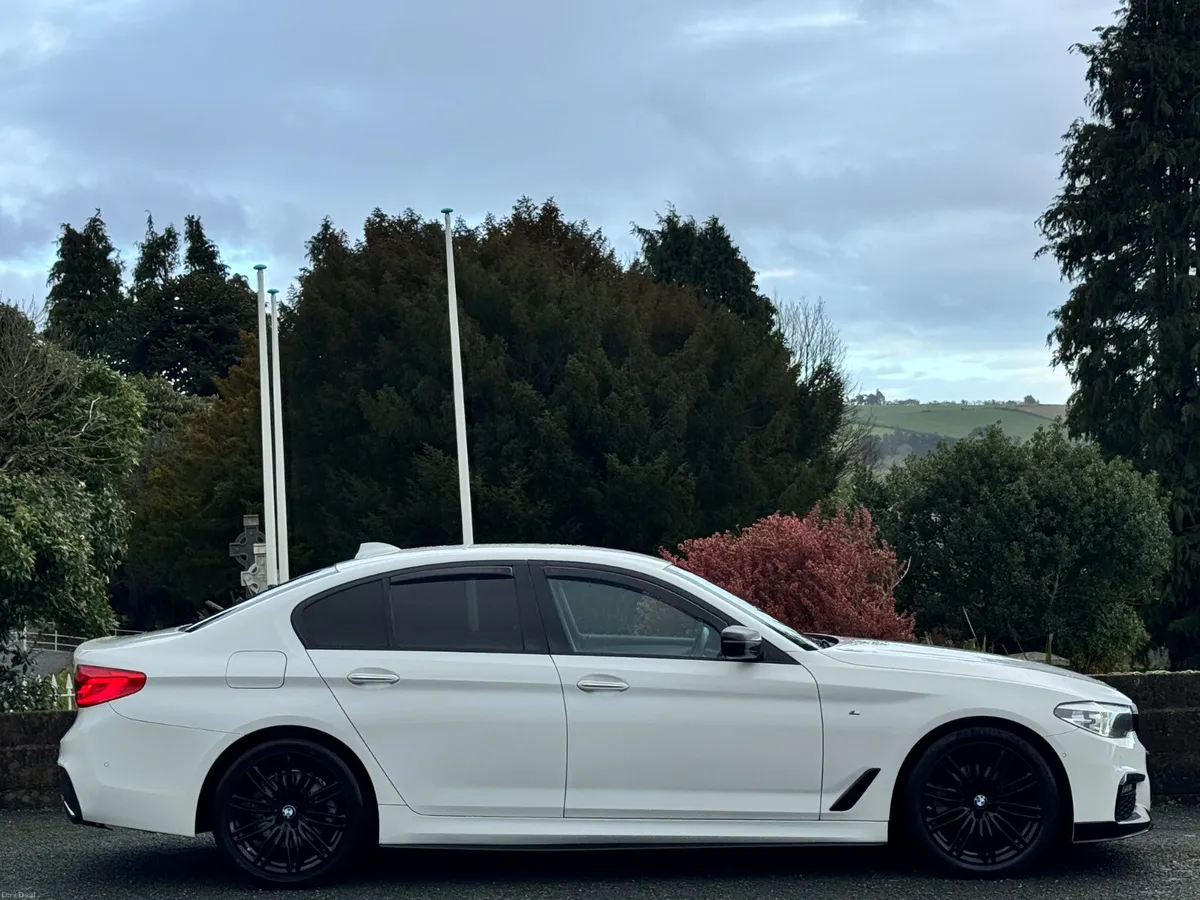 520D MSPORT PLUS * HUGE SPEC * - Image 4