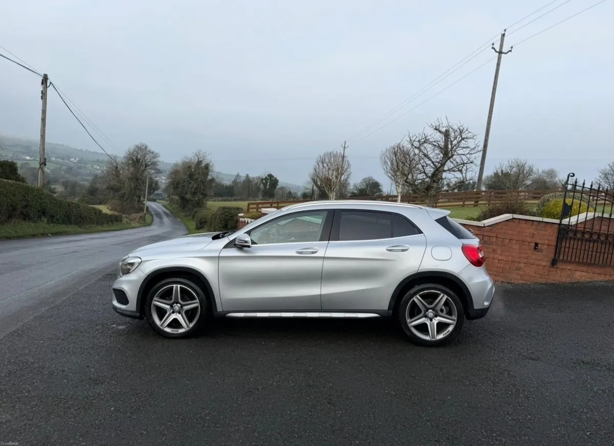 Mercedes-Benz GLA 2017 - Image 3
