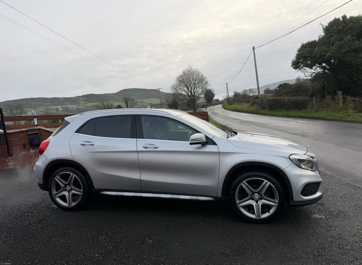 Mercedes-Benz GLA 2017 - Image 4