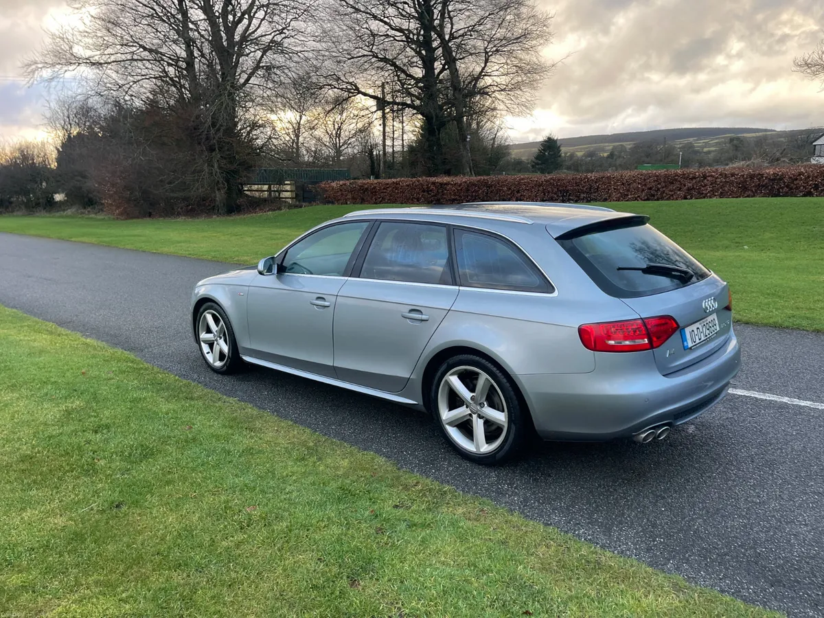 Audi A4 2010 “S-LINE” - Image 4