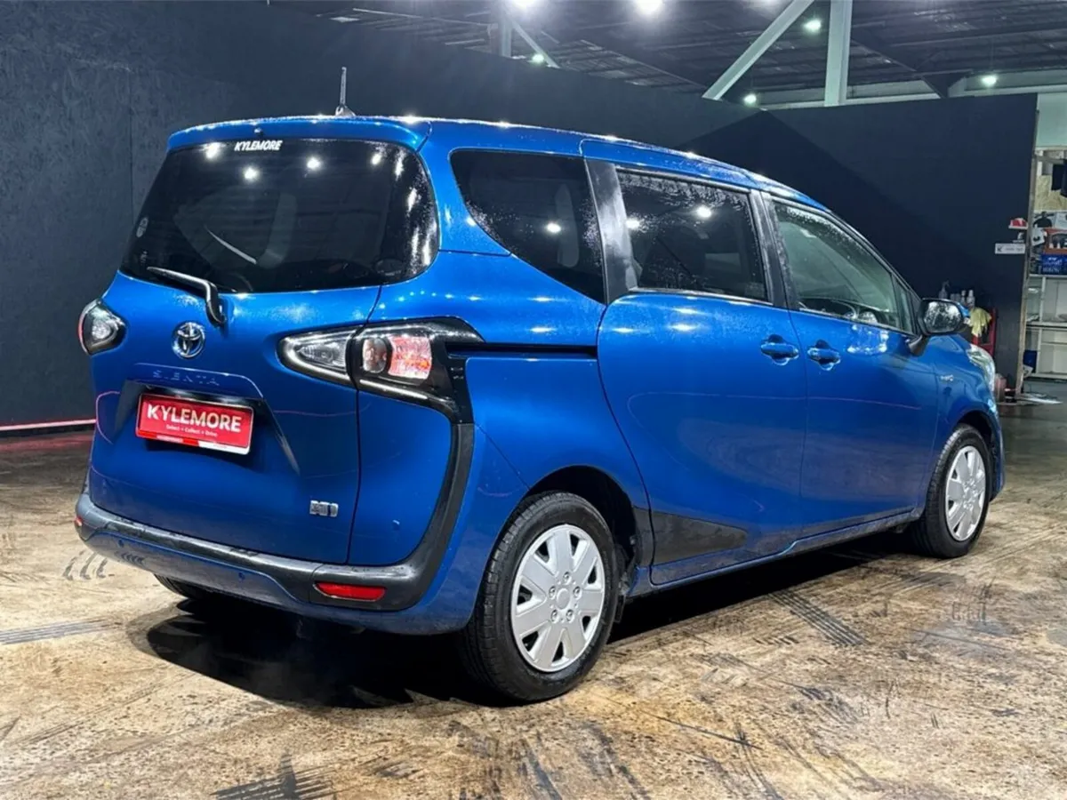 Toyota Sienta 1.5L HYBRID AUTOMATIC - 7 SEATER - P - Image 4