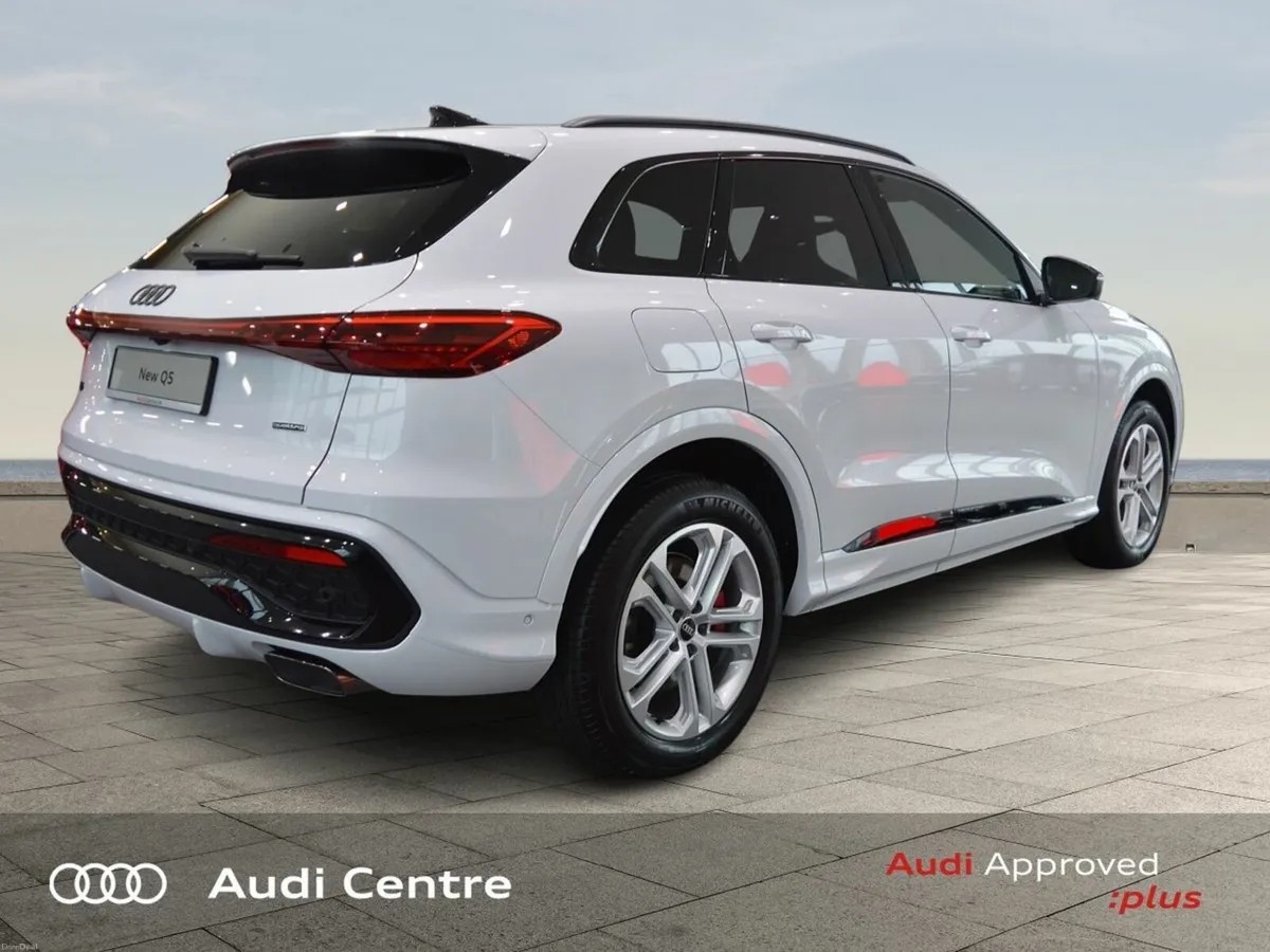 Audi Q5 SUV S line e-hybrid quattro 220 kW S troni - Image 2
