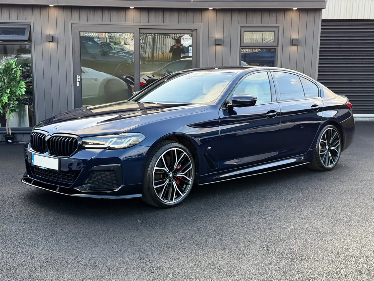 2022/222 BMW 520D MSPORT PRO LCI - Image 1