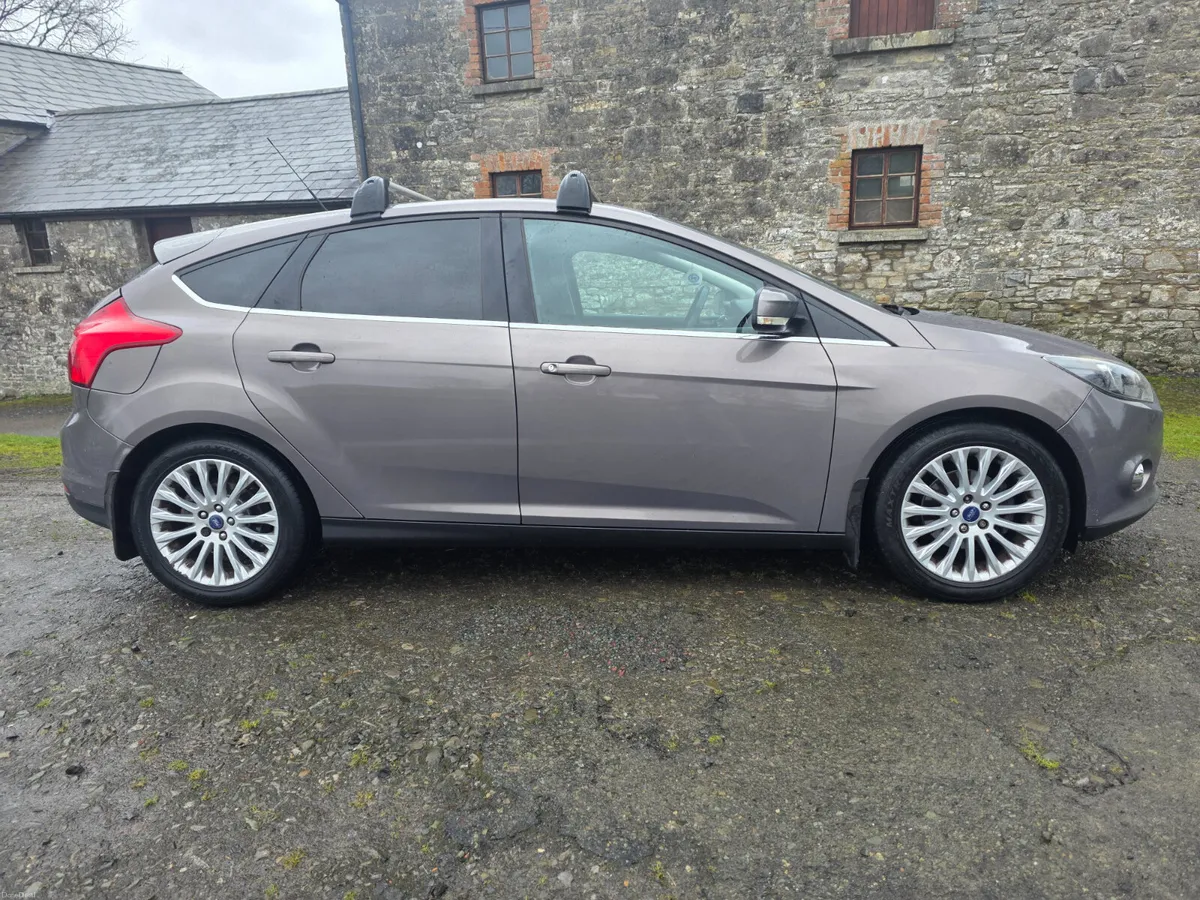 Ford Focus 1 litre petrol - Image 3