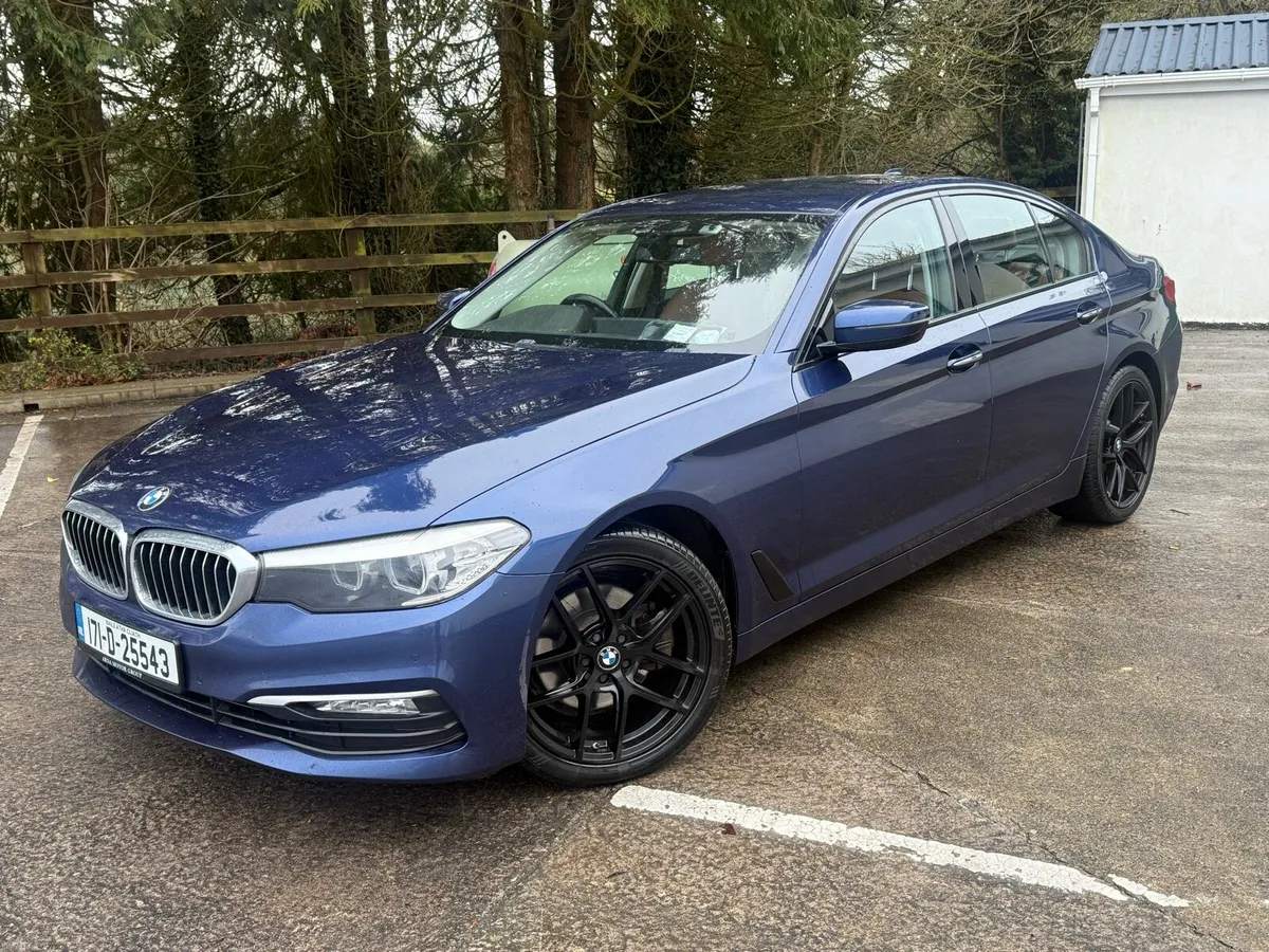 2017 BMW 5-Series G30 NCT 03/27 - Image 1