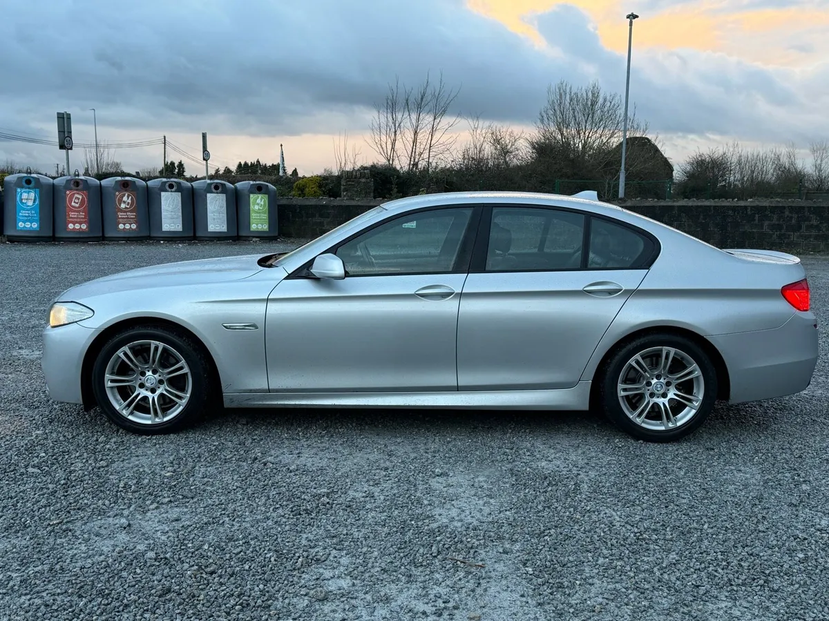 2012 BMW 5-Series M-Sport - Image 4