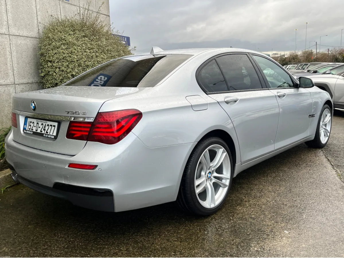 BMW 7-Series 730D M-SPORT EXCLUSIVE AUTOMATIC 3.0 - Image 4