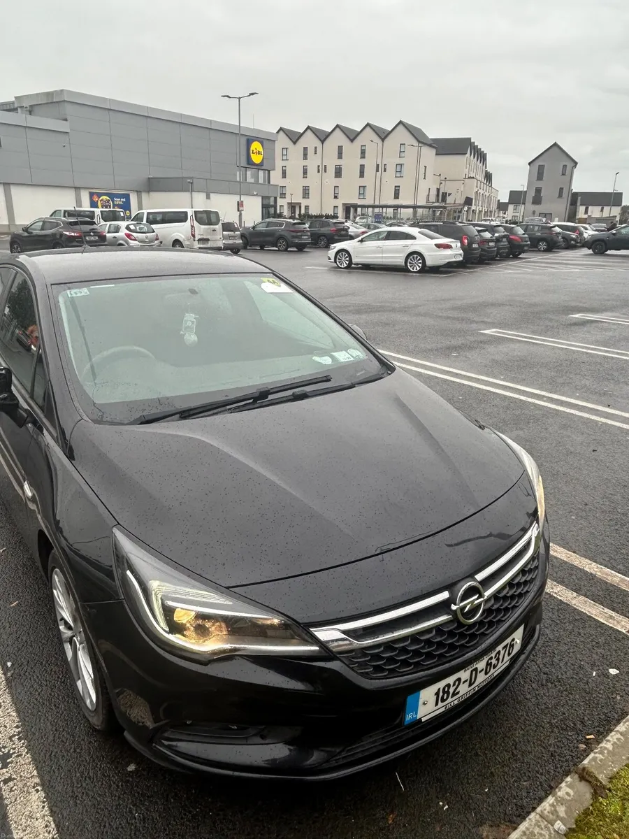 Opel Astra 2018 - Image 3