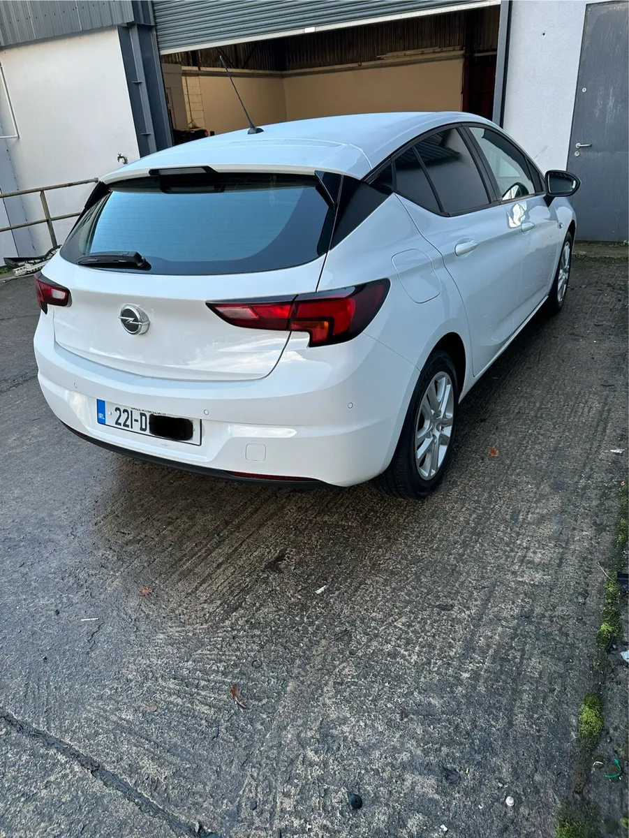 2022 Opel Astra diesel Van - Image 2