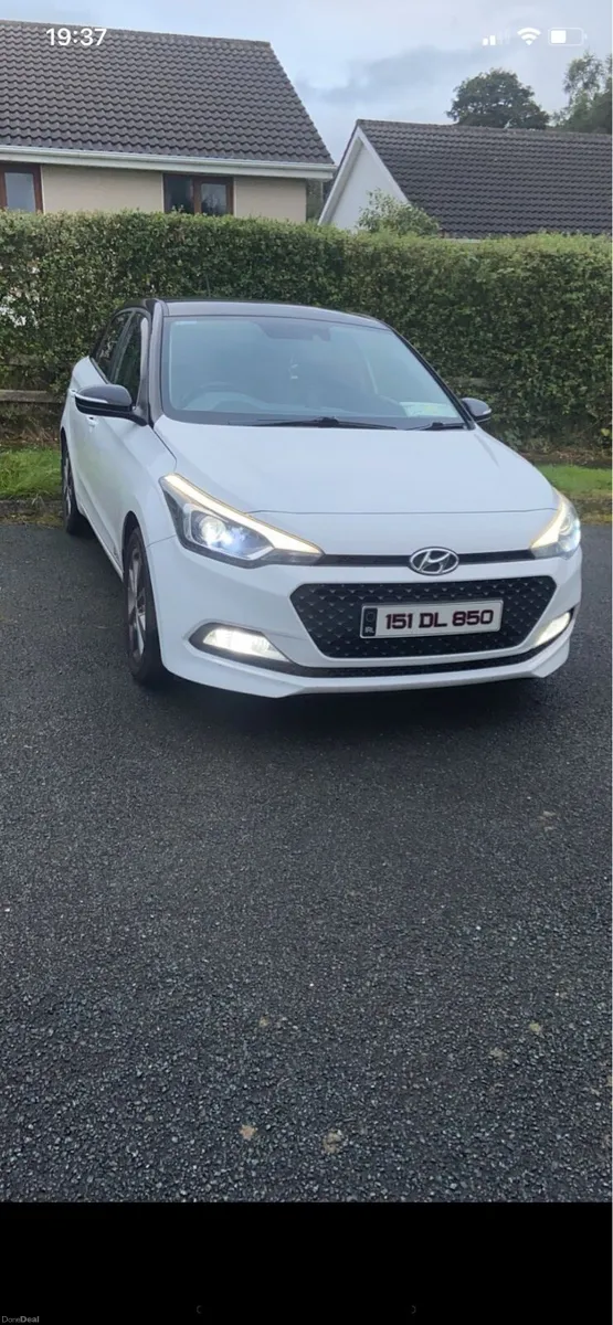Hyundai i20 1.2 deluxe - Image 1