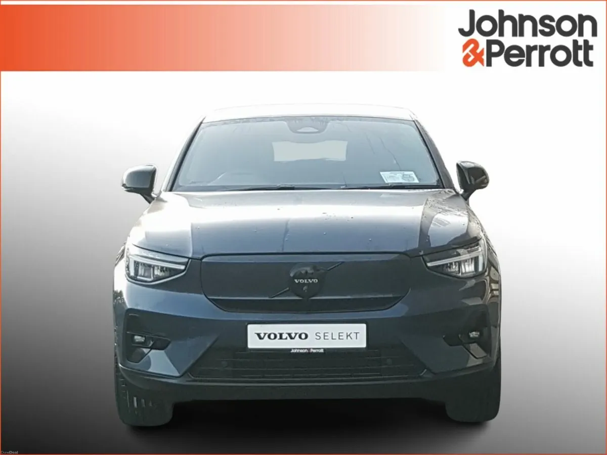 Volvo EC40 82 kWh 252bhp Plus Black Edition (Three - Image 4