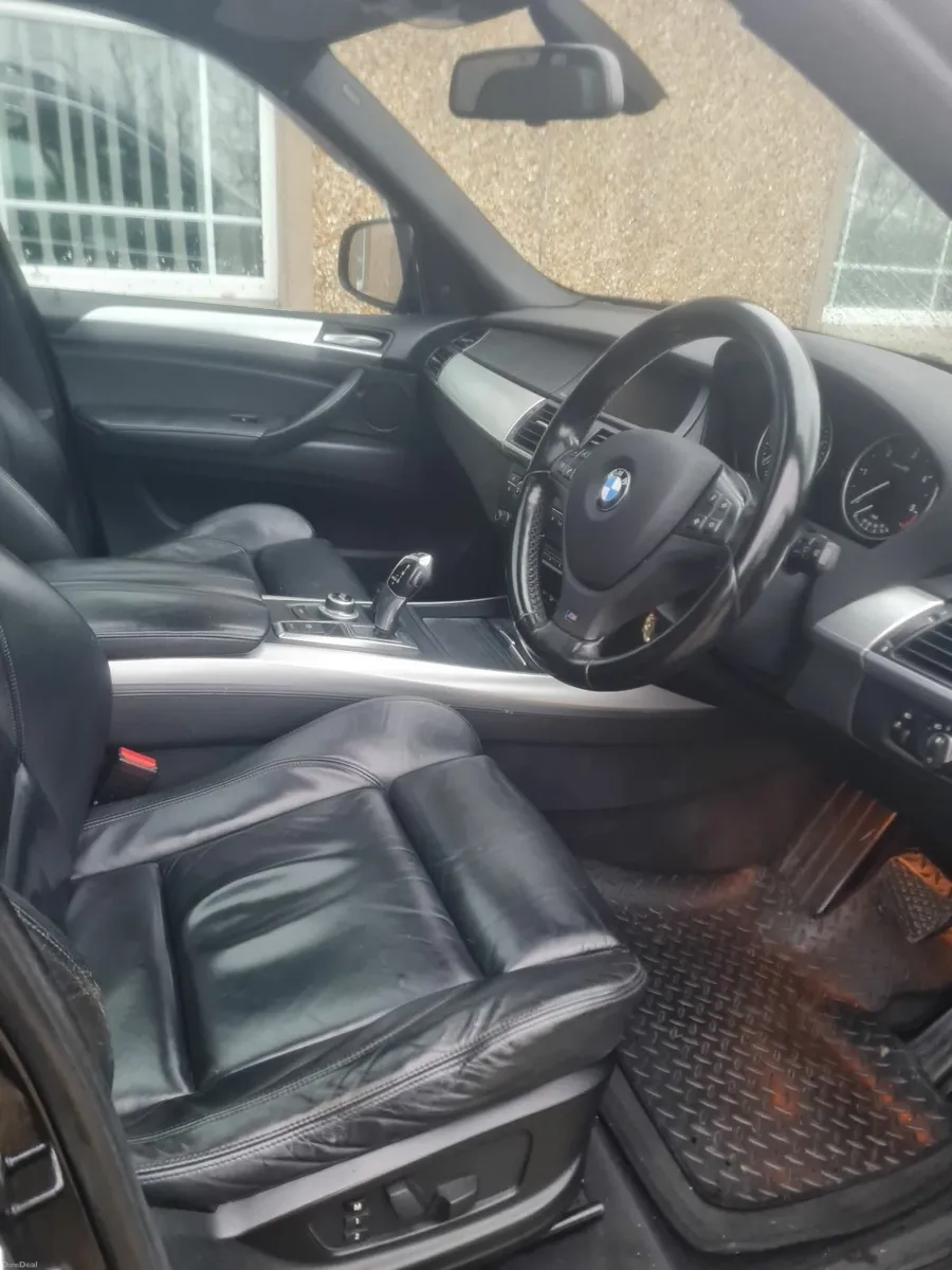 BMW X5 2008 - Image 4