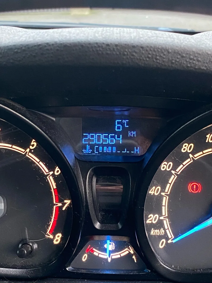 Ford fiesta 1 litre petrol - Image 4