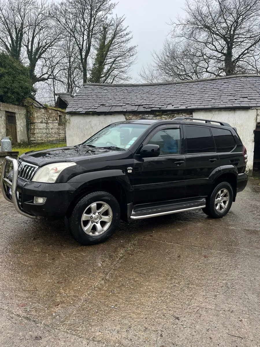 2004 Toyota Landcruiser LWB - Image 2