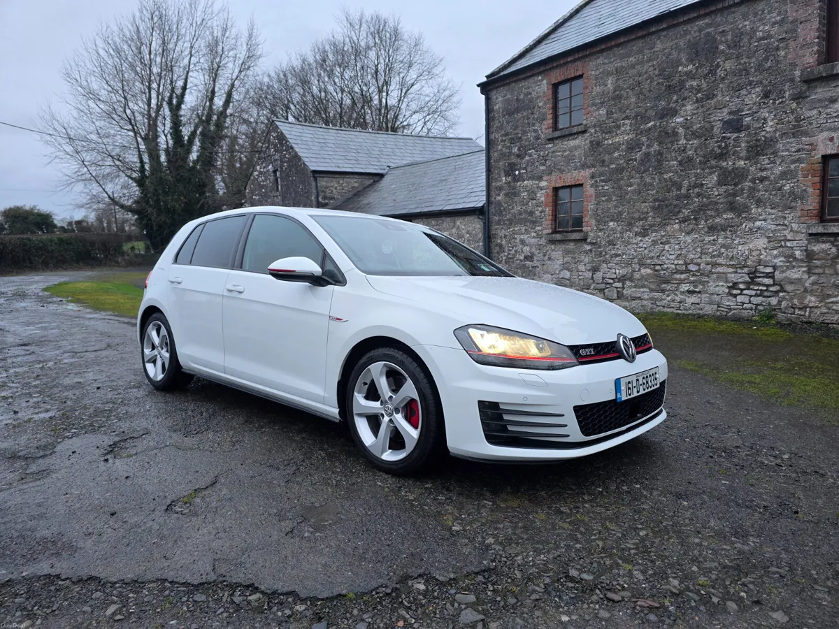 Volkswagen Golf gti (NCT and TAX ) - Image 1