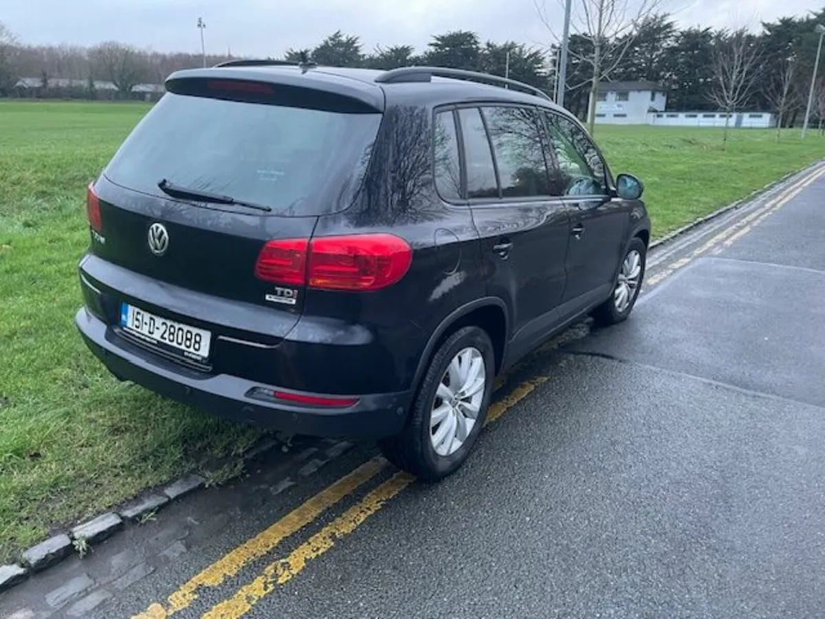 Volkswagen Tiguan 2015 - Image 2