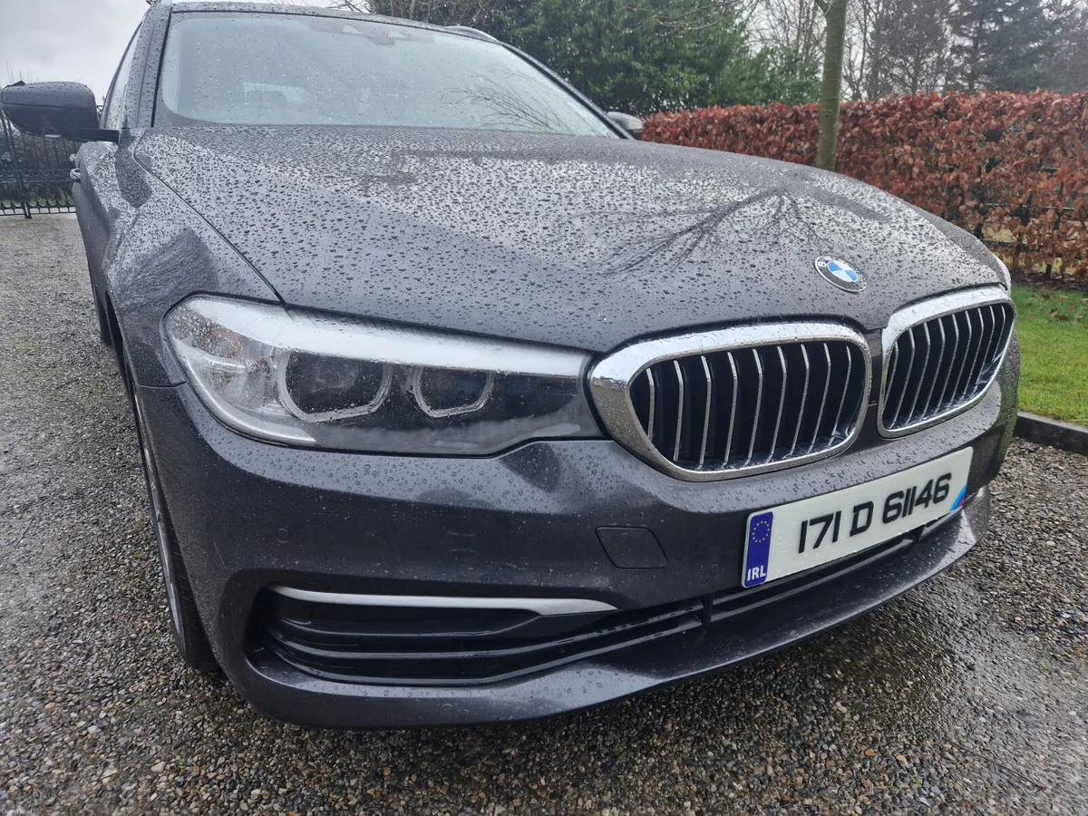 BMW 520, AUTO ,TOURING,LOW KMS, WARRANTY & FINANCE - Image 1