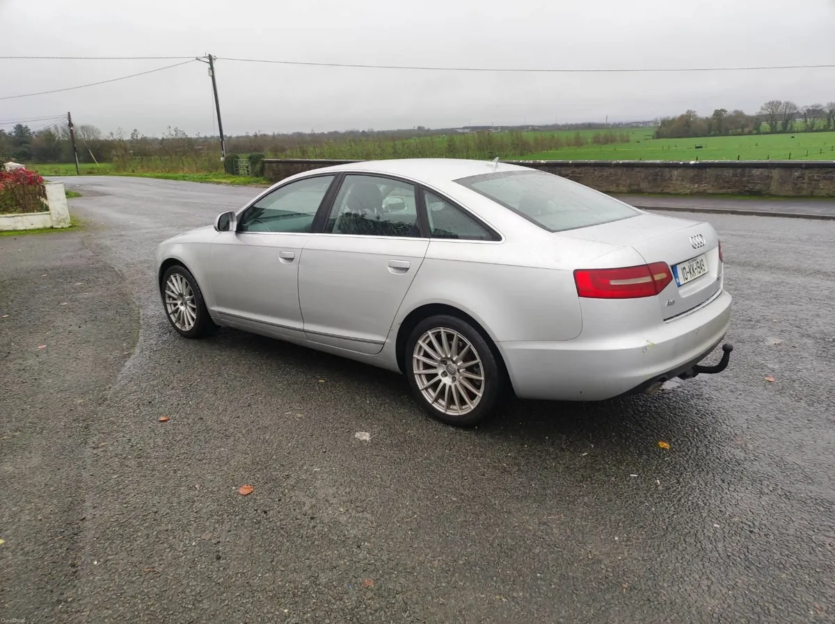 Audi A6 2010 - Image 2