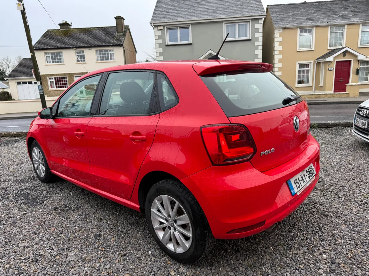Volkswagen Polo 2015 AUTOMATIC REVERSE CAMERA - Image 4