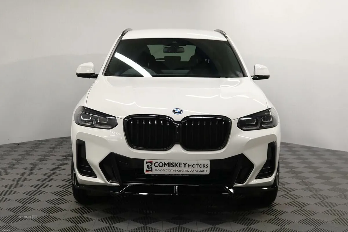 BMW X3 30e M Sport - Image 2