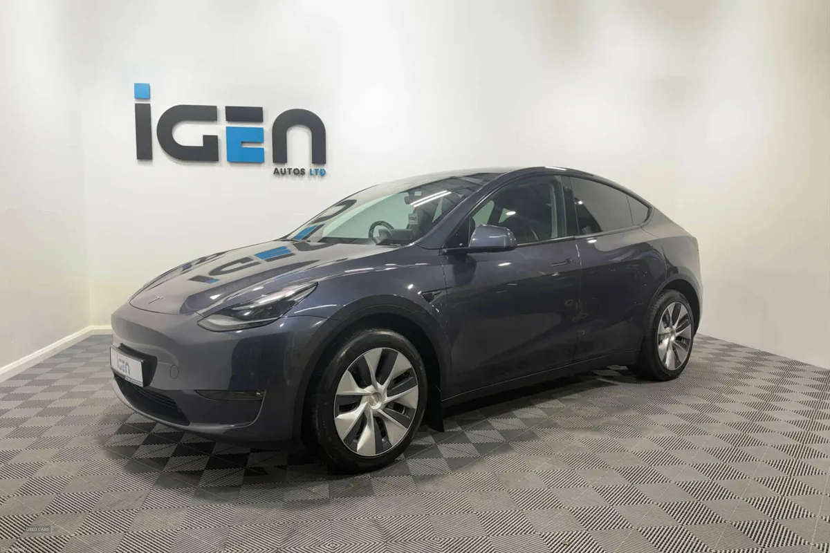 Tesla Model Y Long Range AWD 4WD 5dr - Image 1