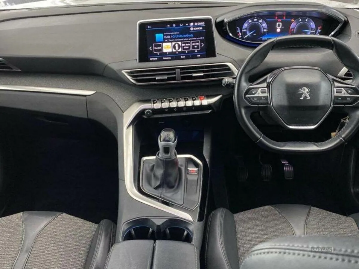 Peugeot 3008 DIESEL ESTATE - Image 4