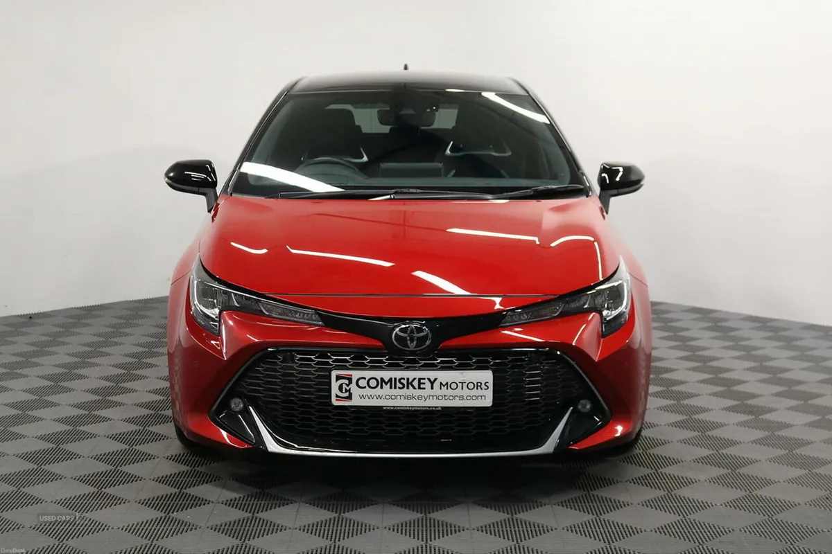 Toyota Corolla VVT-h GR SPORT - Image 2