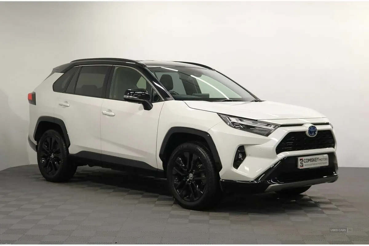 Toyota RAV4 VVT-h Dynamic - Image 1