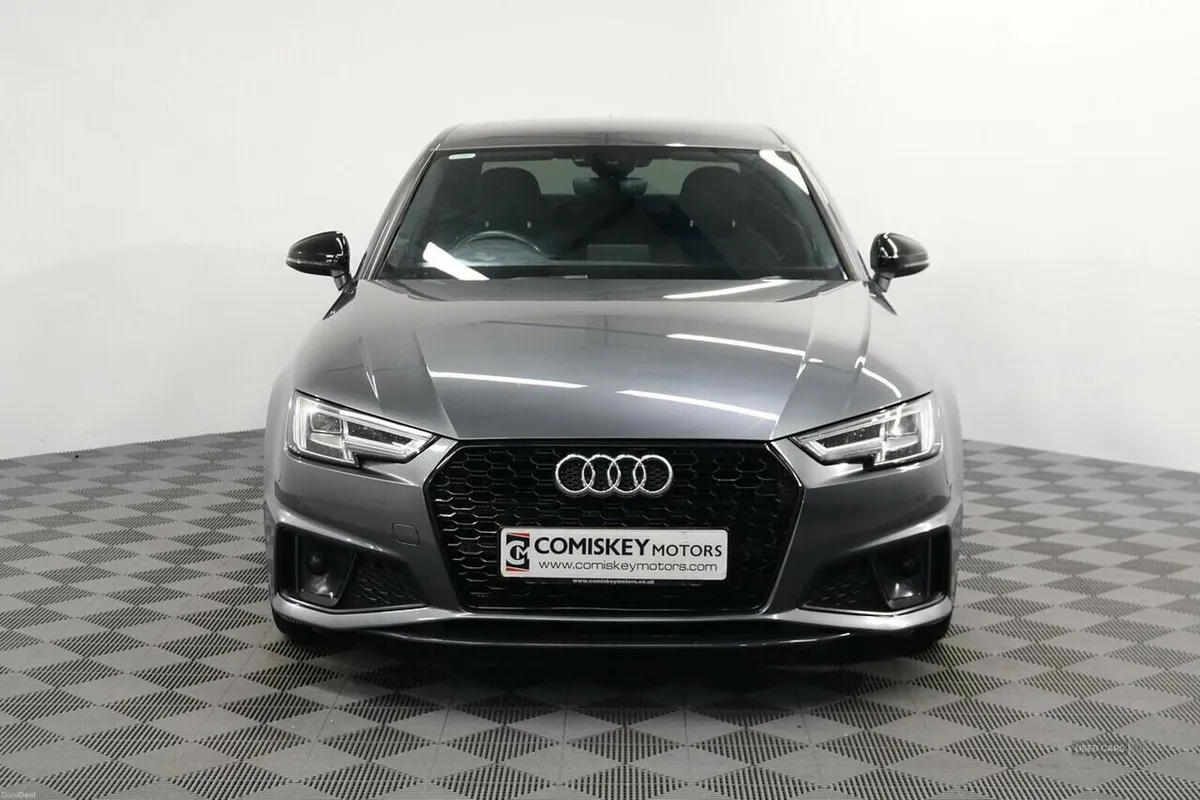 Audi A4 TDI Black Edition - Image 2
