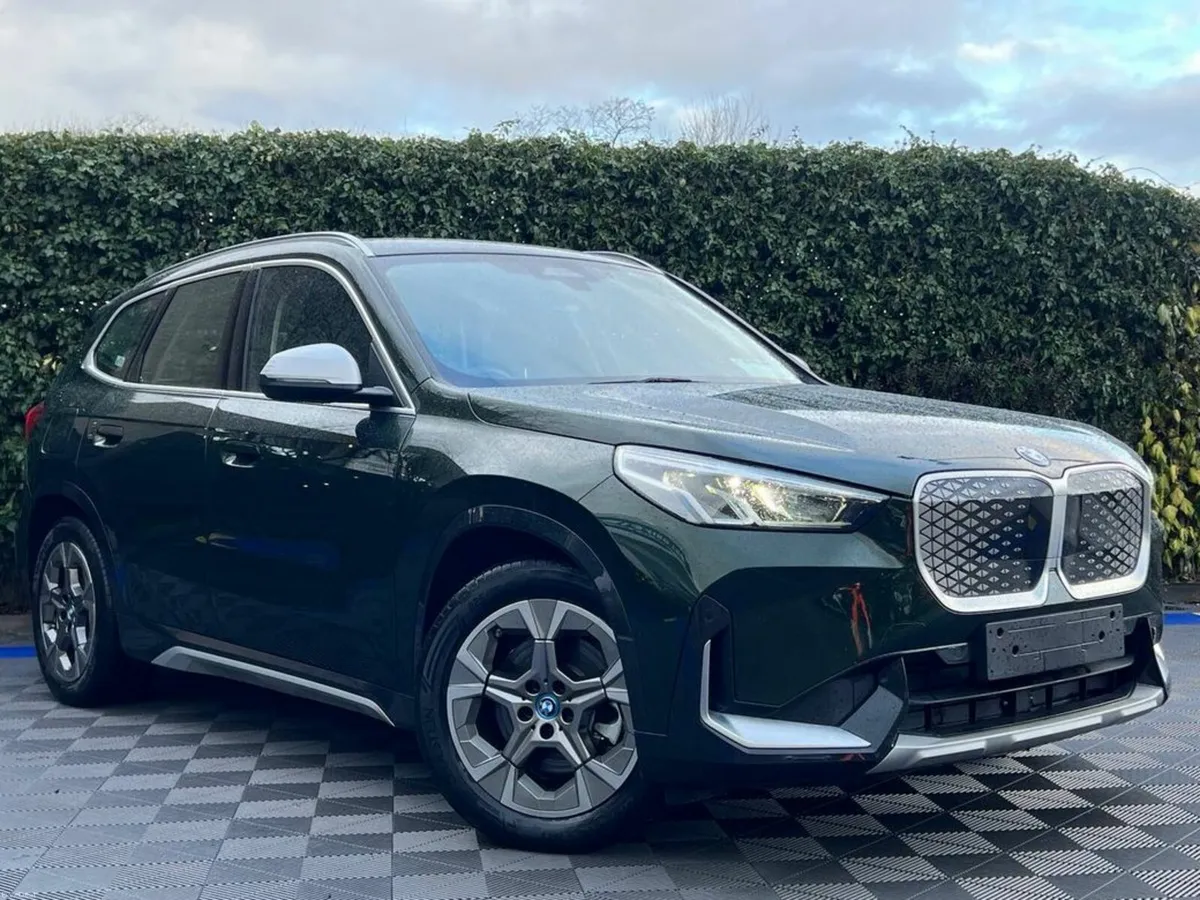 BMW iX1 XDRIVE 30 X LINE ** BIG SPEC ** // VERY LO - Image 1