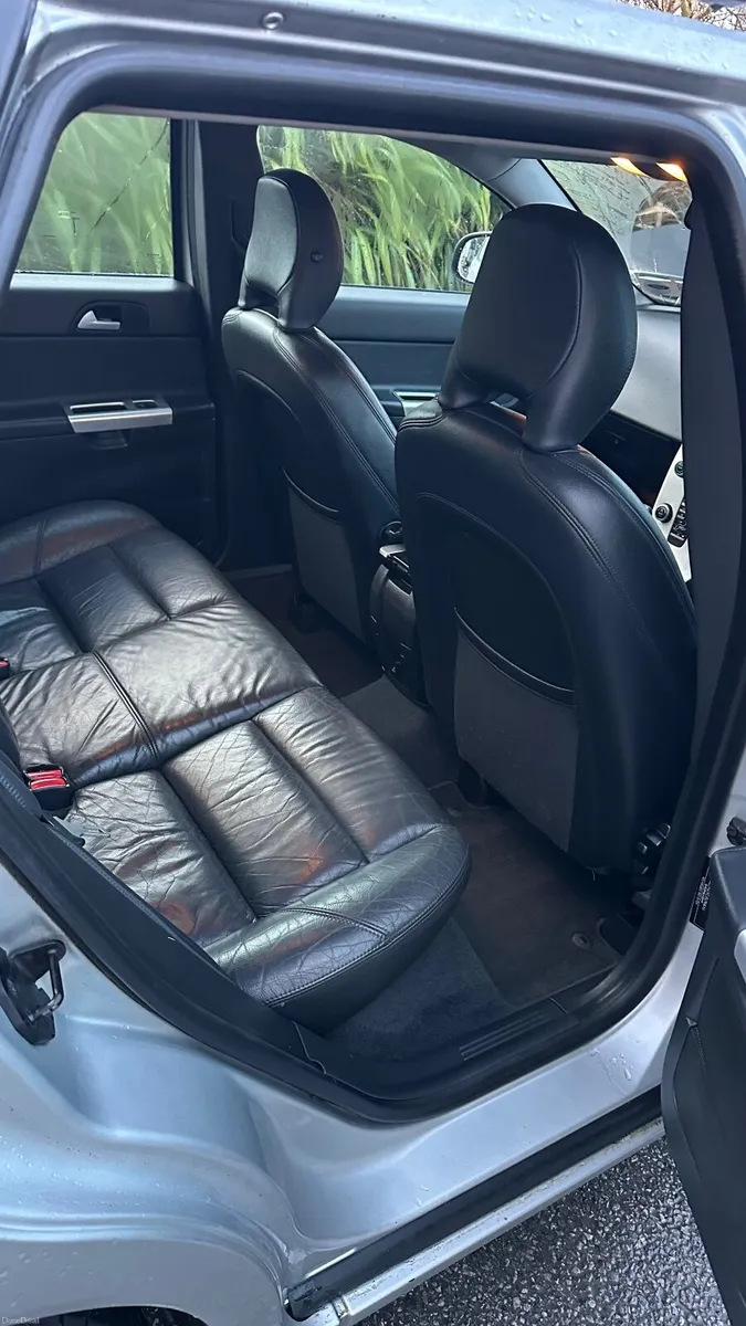 Volvo V50 1.6 Diesel *NEW NCT +TAX* - Image 4