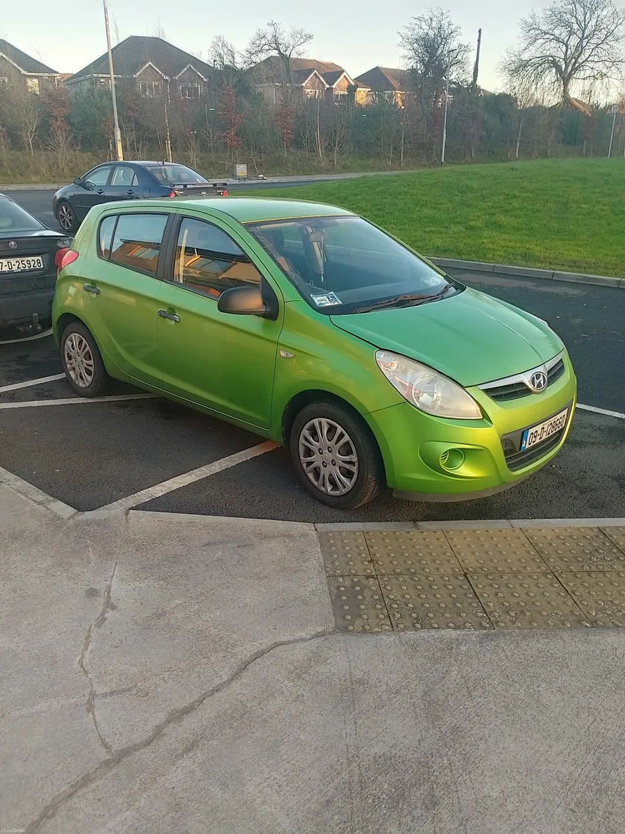 Hyundai i20 2009 - Image 1