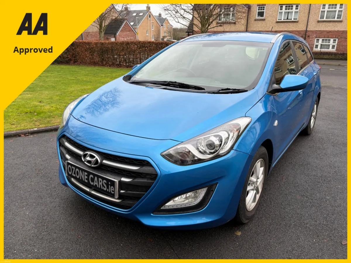 Hyundai i30 SE BLUE DRIVE CRDI - Image 3
