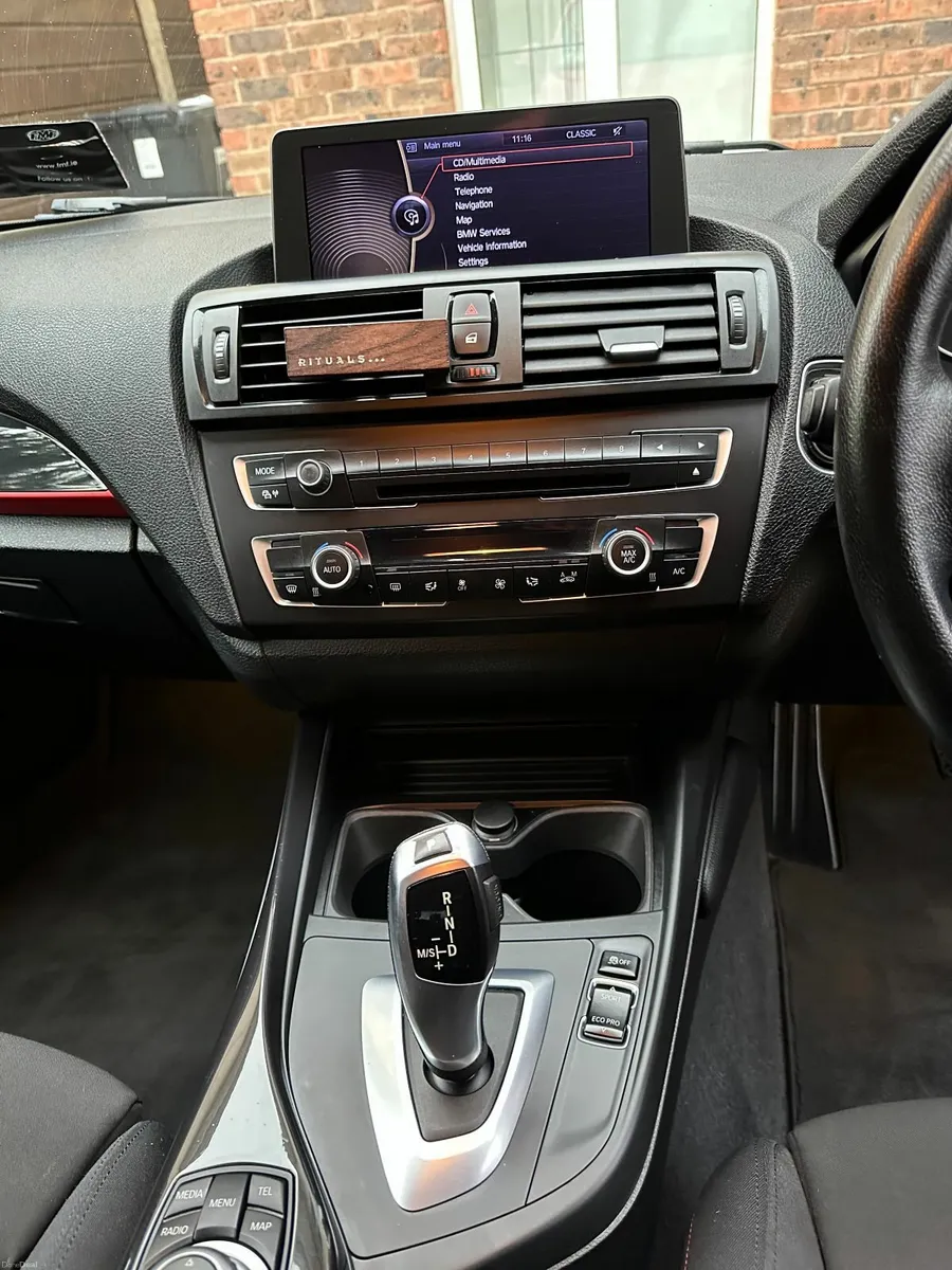 BMW 1-Series 2012 - Image 2