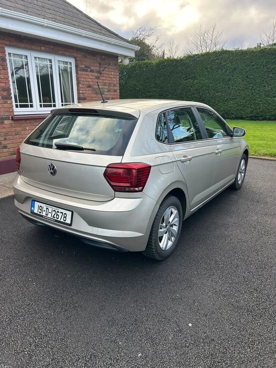 2019 Volkswagen Polo - Image 4
