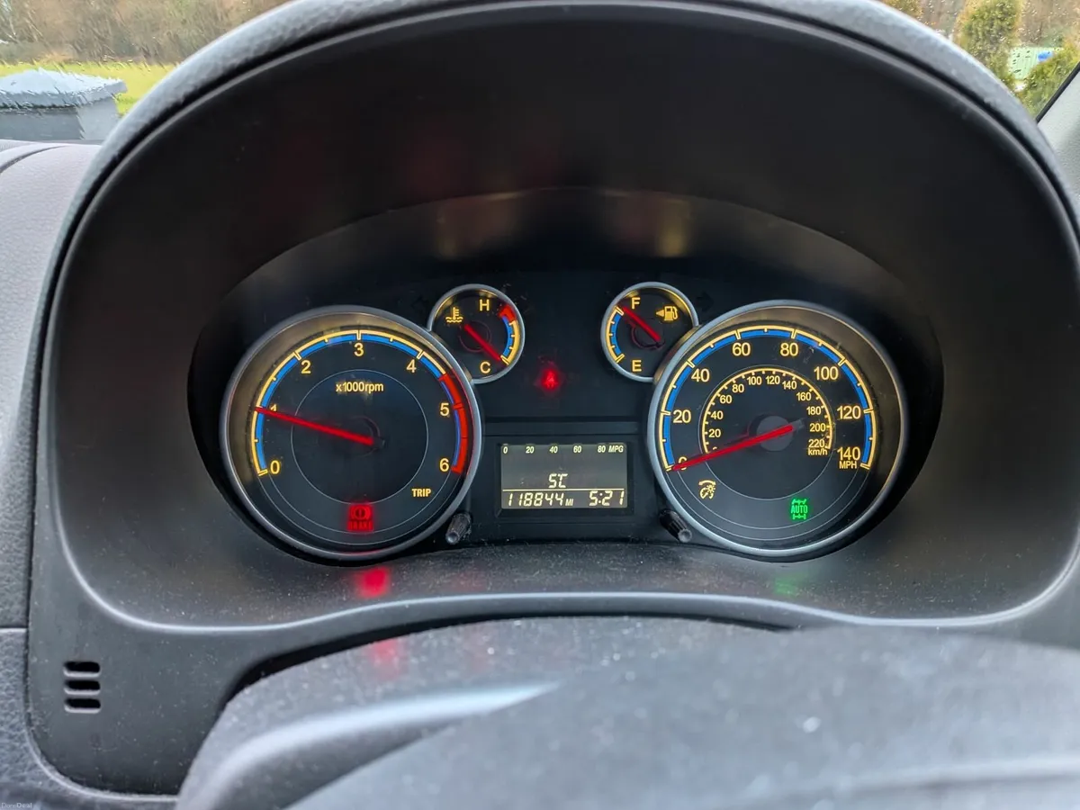 Suzuki SX4 2011 - Image 4