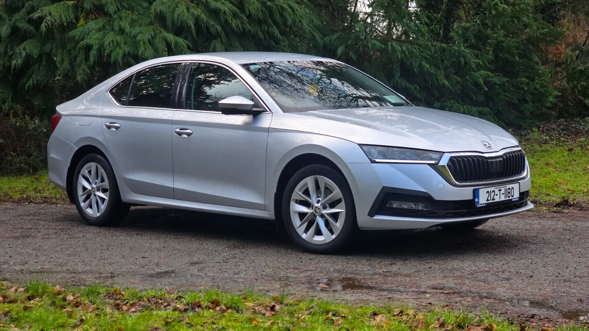 2021 Skoda Octavia 2.0 TDI 150BHP AMBITION - Image 2