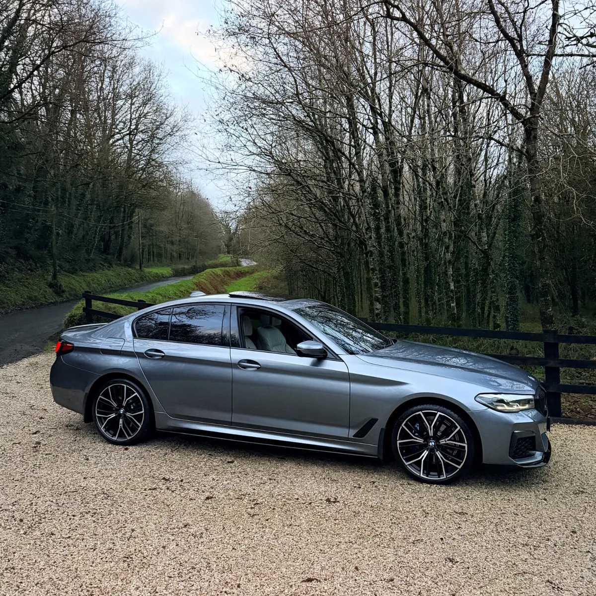2021 (211) BMW 530E MSPORT LCI PRO *SUNROOF - Image 4
