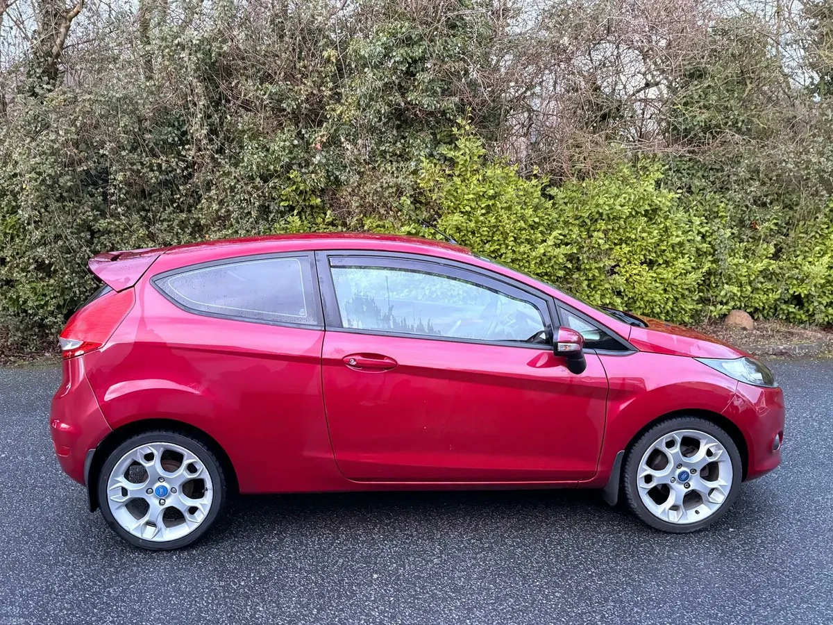 Ford Fiesta 1.2 Petrol 2009 - Image 3