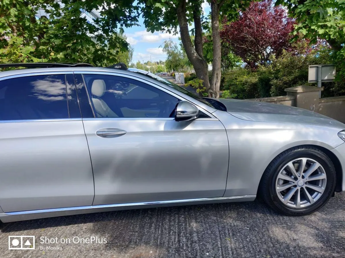 Mercedes-Benz E-Class 2016 - Image 3