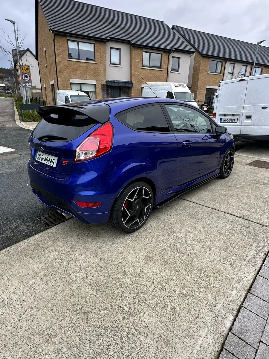 Ford fiesta st2 180 - Image 3
