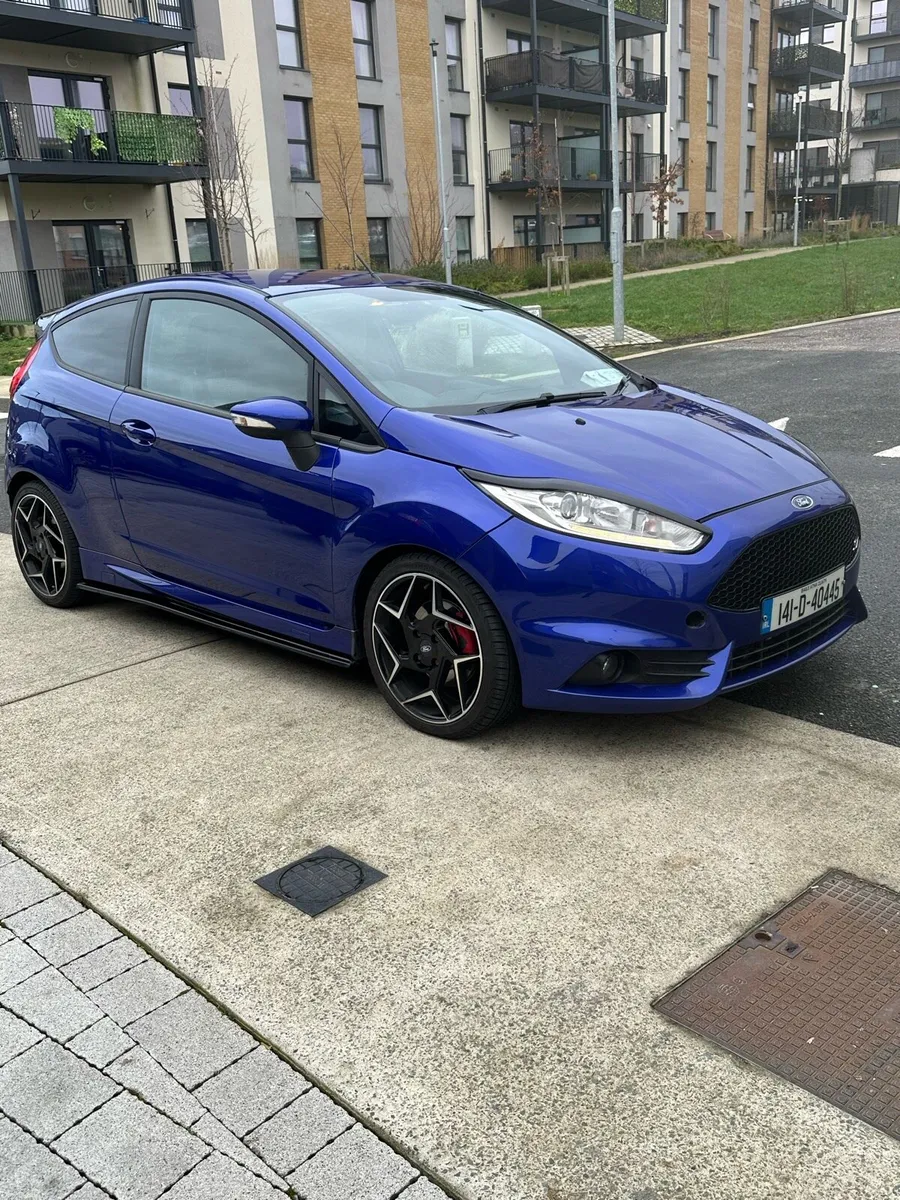 Ford fiesta st2 180 - Image 1
