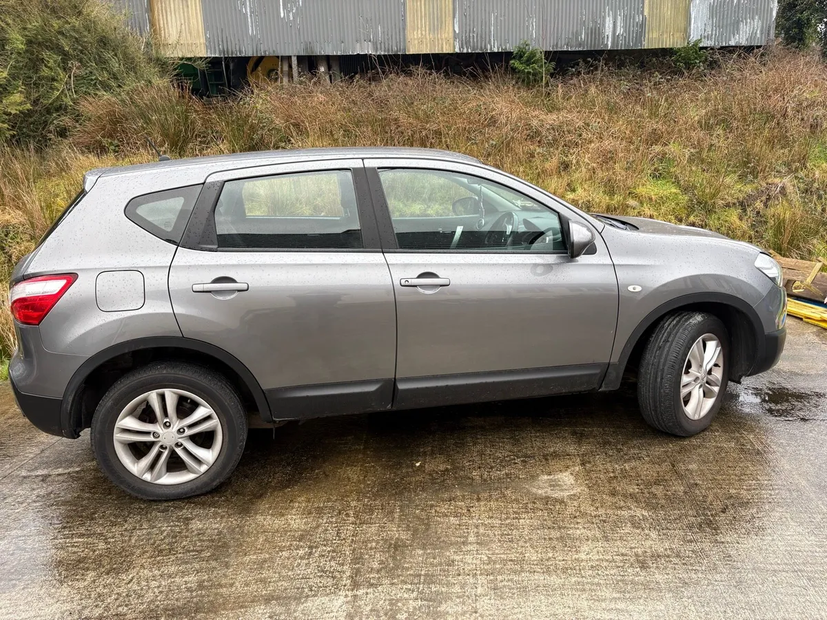 2013 Nissan Qashqai - Image 3