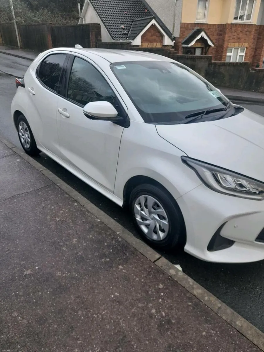 Toyota Yaris 1.5 Hybrid Automatic - Image 1