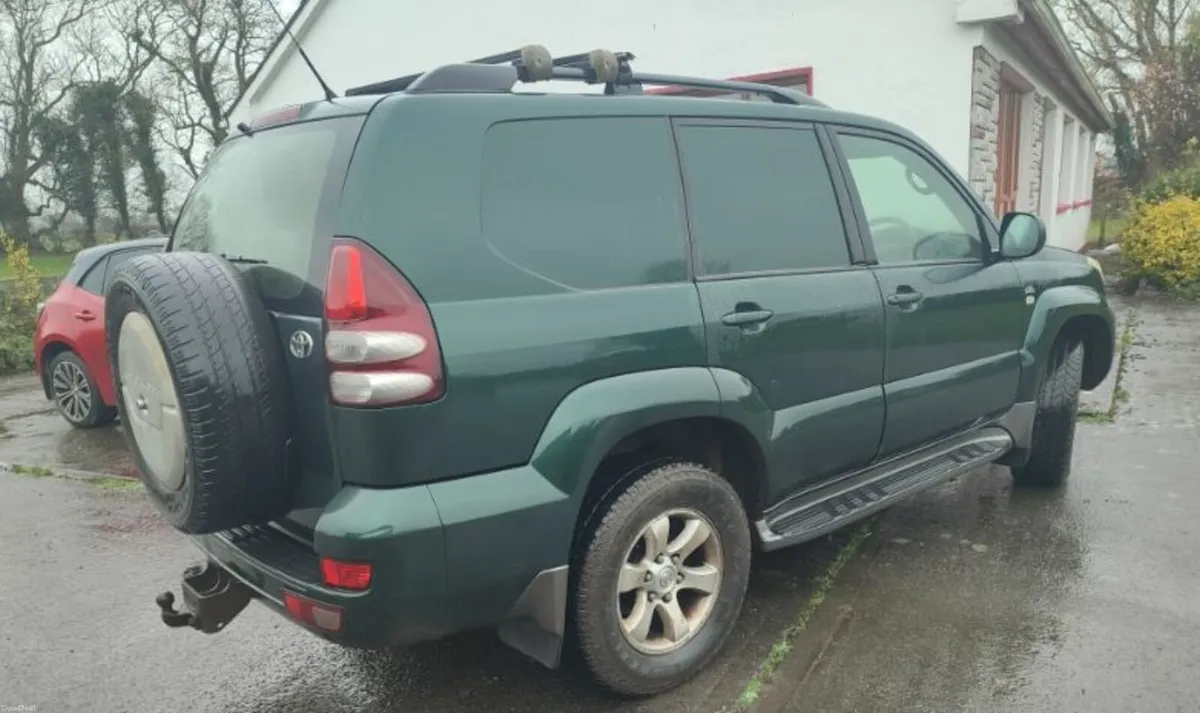 Toyota Land Cruiser 2006 - Image 2