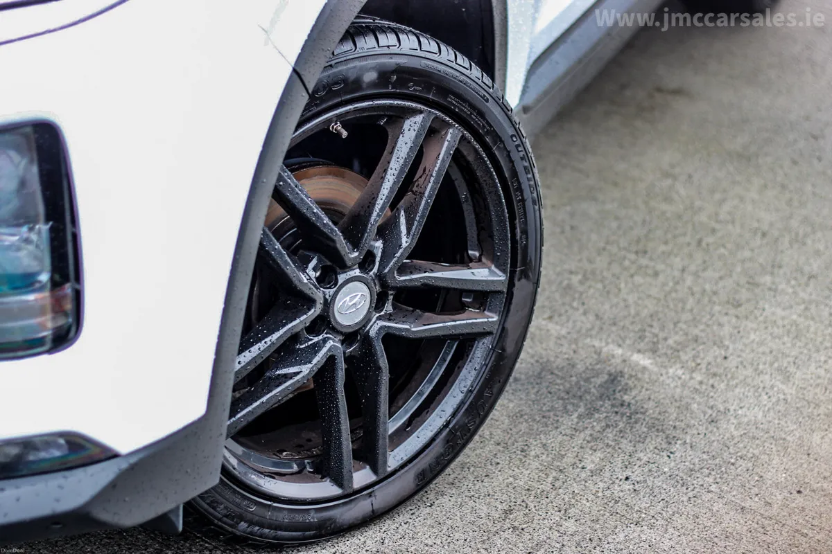 STUNNING HYUNDAI SANTA FE COMFORT PLUS - Image 4