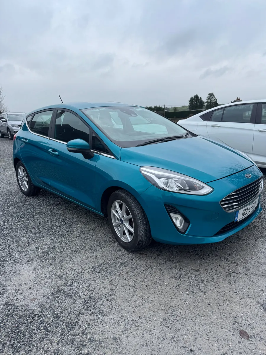 Ford Fiesta 2018 titanium very low km - Image 4