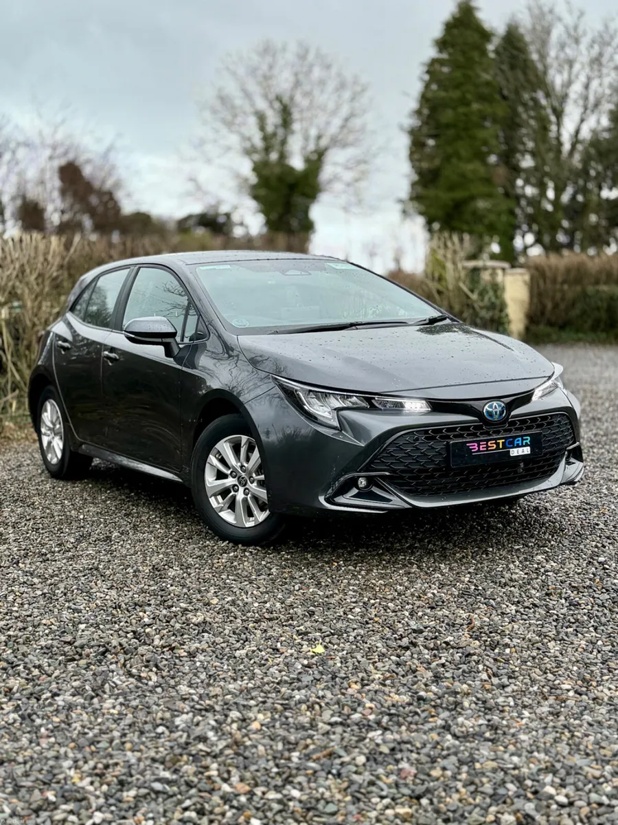 2025 Toyota Corolla 1.8 Hybrid Luna Hatchback Auto - Image 1