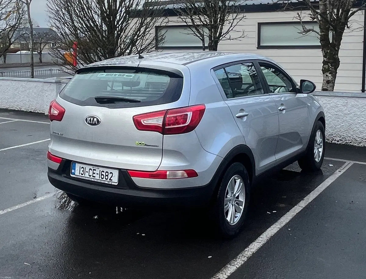 KIA SPORTAGE - Image 4