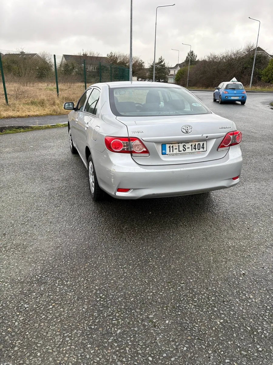 Toyota Corolla - Image 4